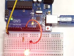 不用写C语言,用MATLAB控制Arduino点亮LED