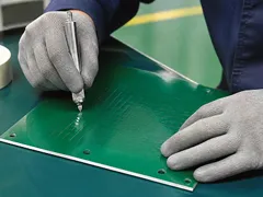 三防漆和基材的"感情"怎么处?粗糙度、氧化层、洁净度三个变量,决定附着力是牢是虚