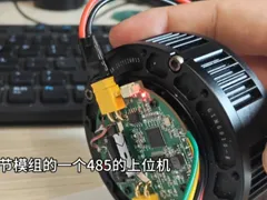 工业焊接机器人控制板的三防漆：焊渣飞溅、电磁干扰和金属粉尘三重夹击